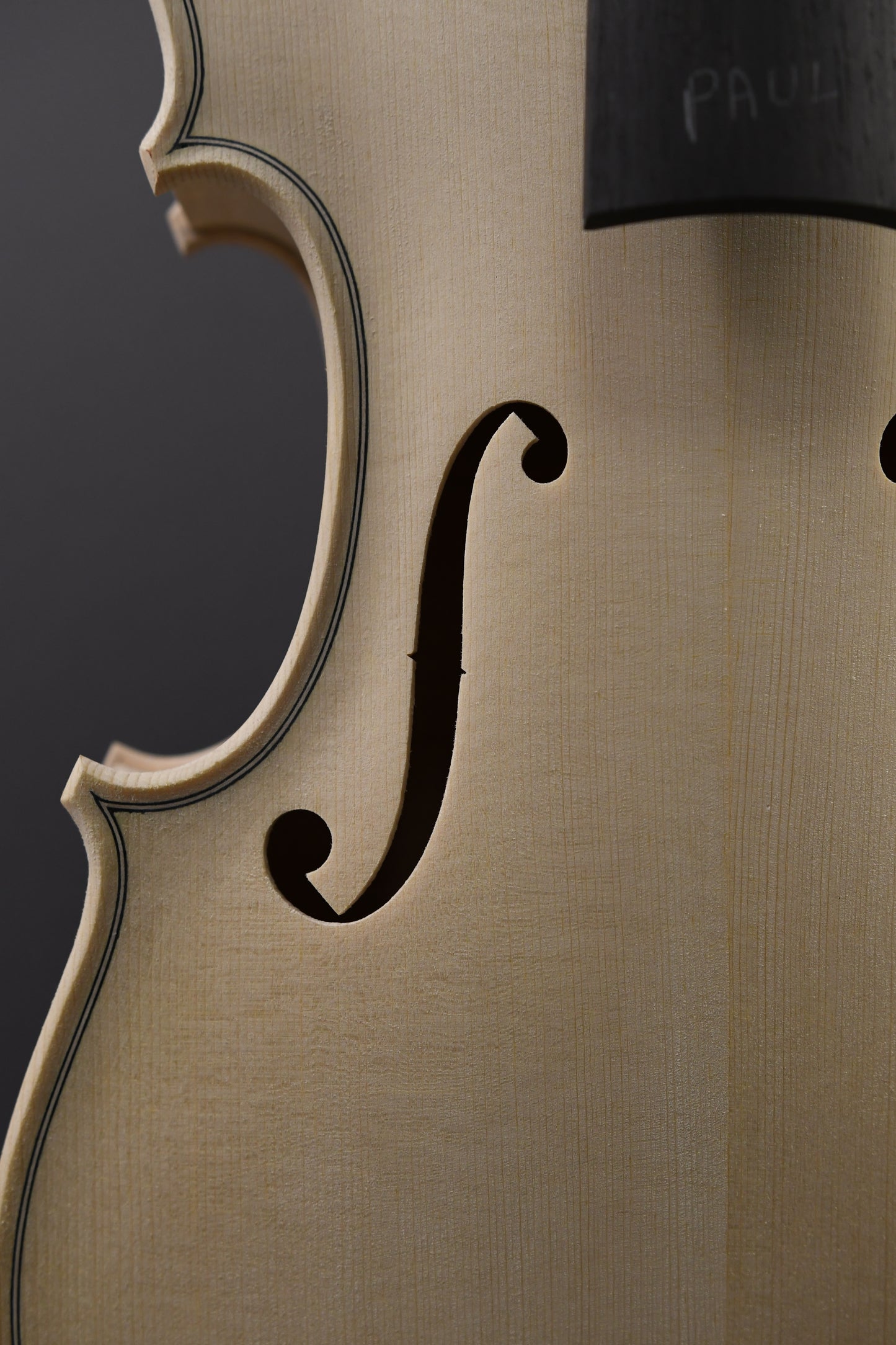 Vioară Nr. 3 - Instrument alb