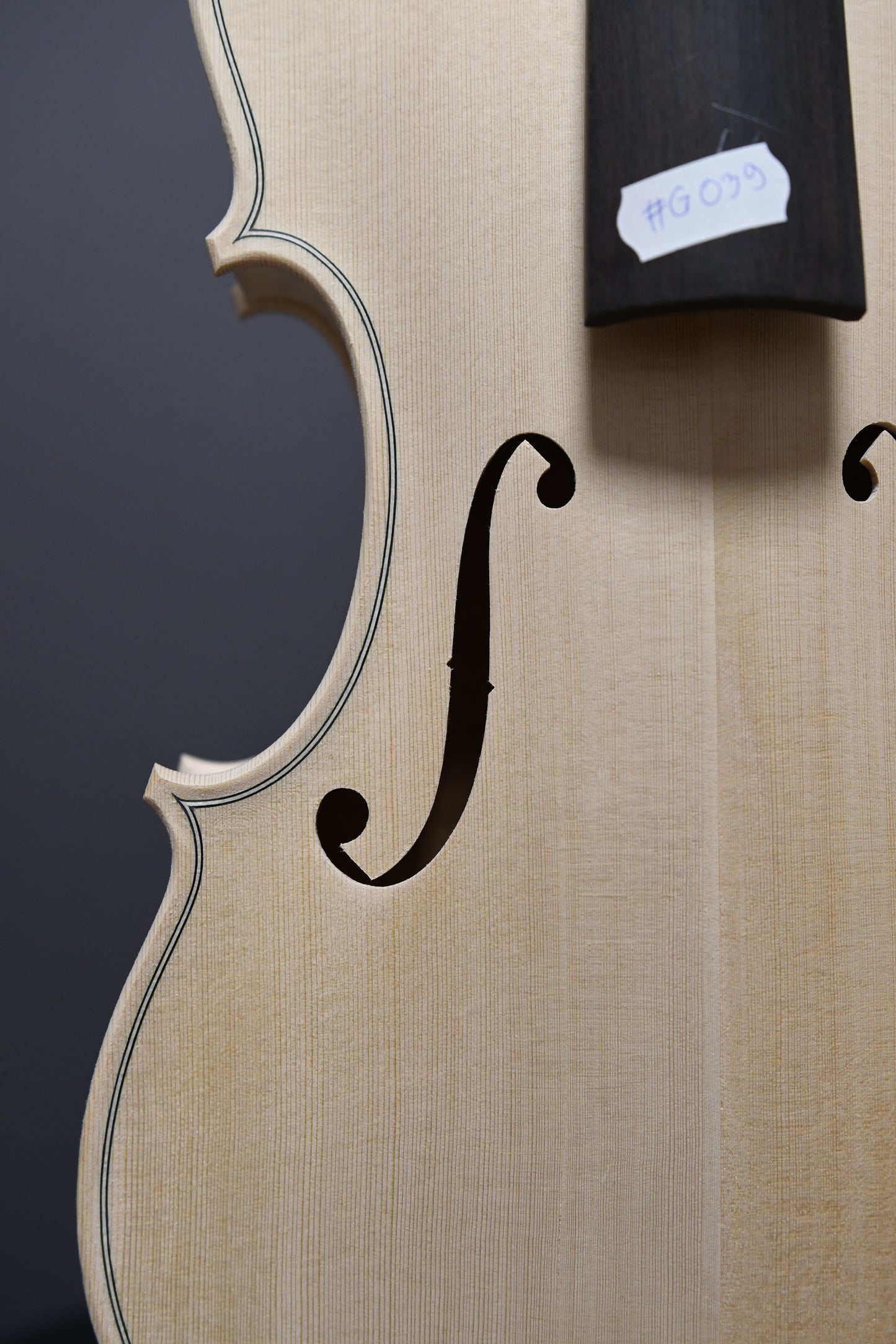 Vioară Nr. 39 - Instrument alb