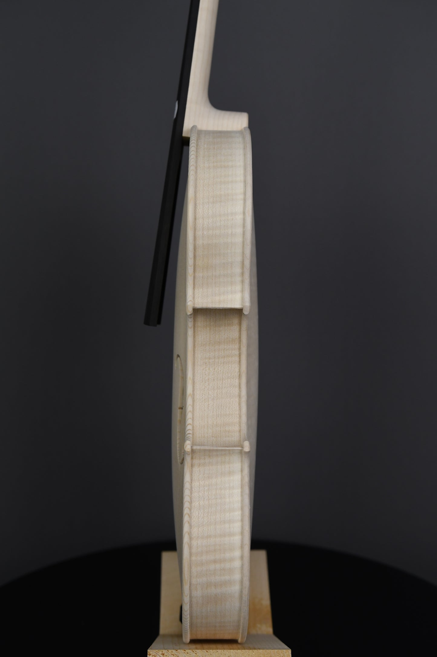 Vioară Nr. 7 - Instrument alb