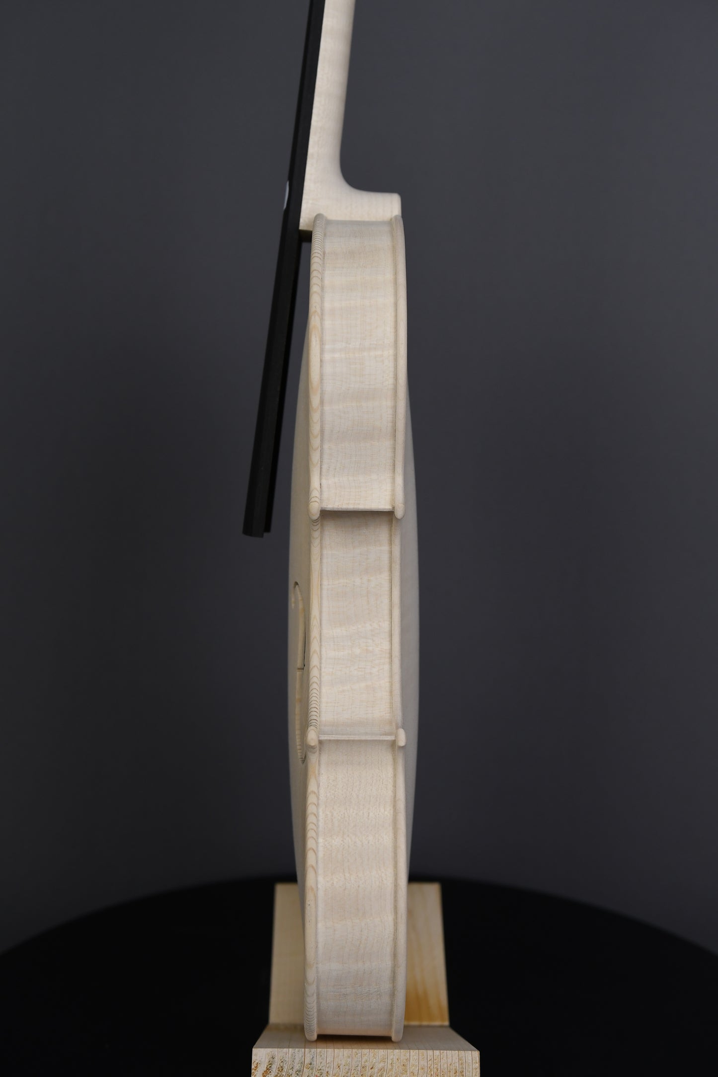 Vioară Nr. 67 - Instrument alb