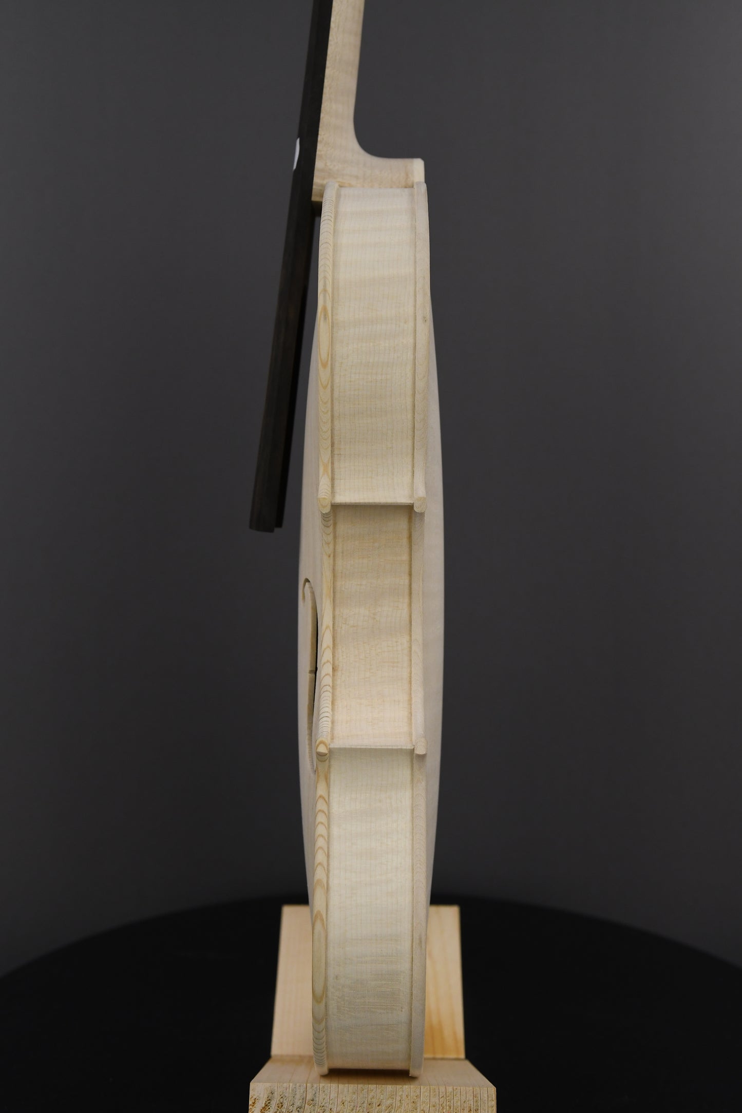 Vioară Nr. 119 - Instrument alb