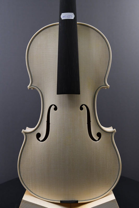 Vioară Nr. 123 - Instrument alb