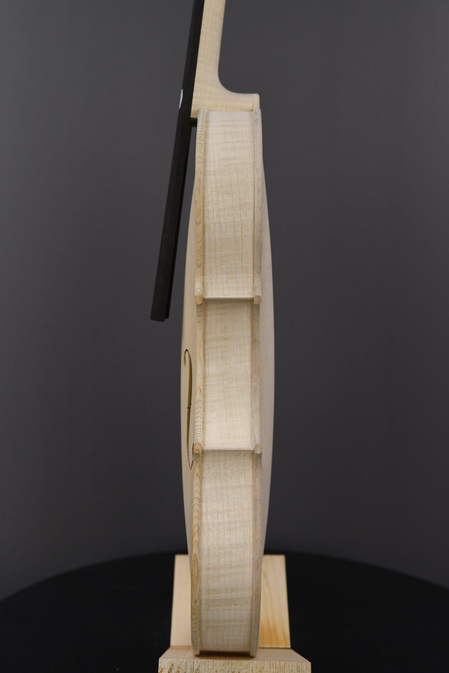 Vioară Nr. 127 - Instrument alb