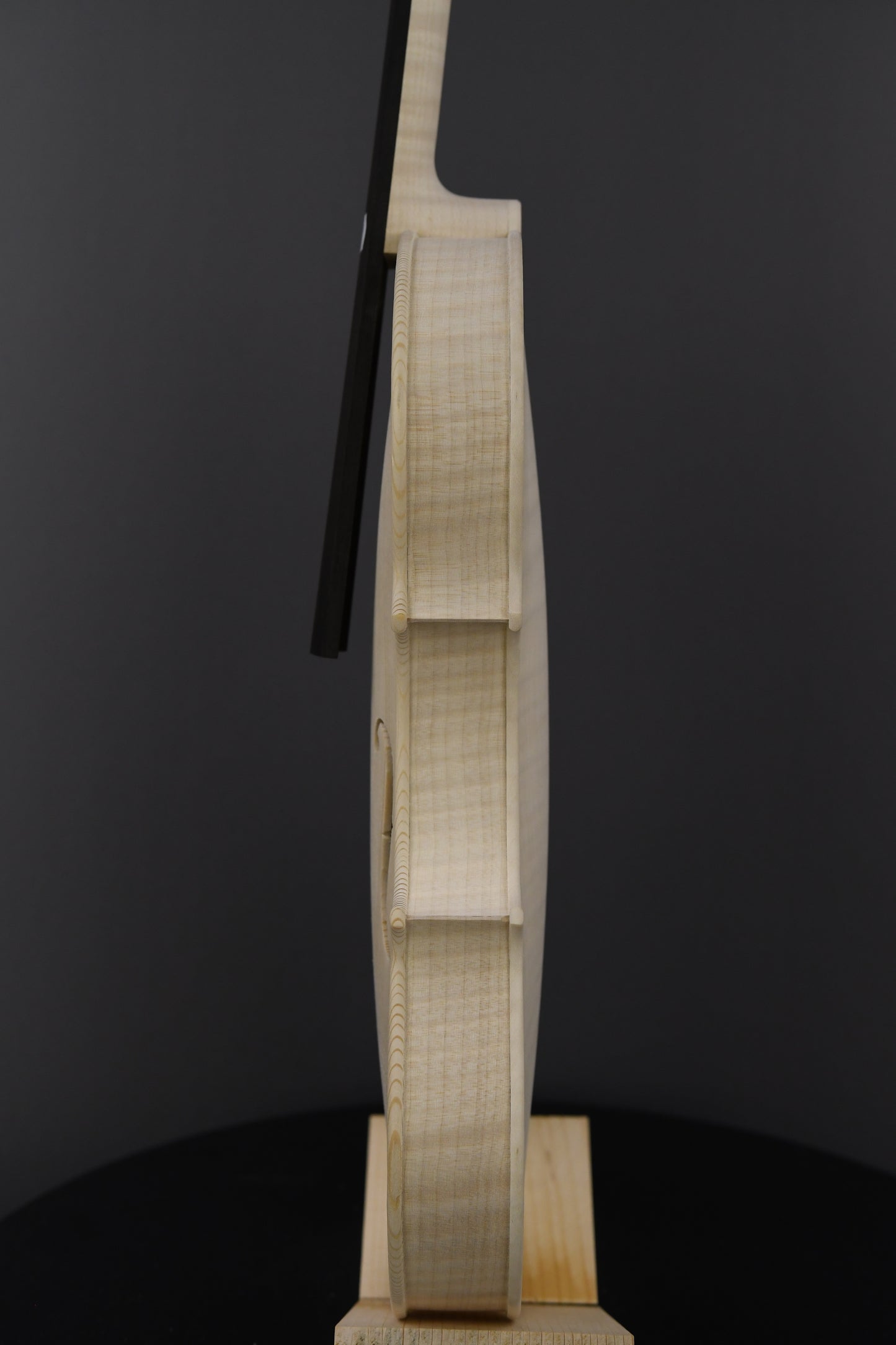 Vioară Nr. 129 - Instrument alb