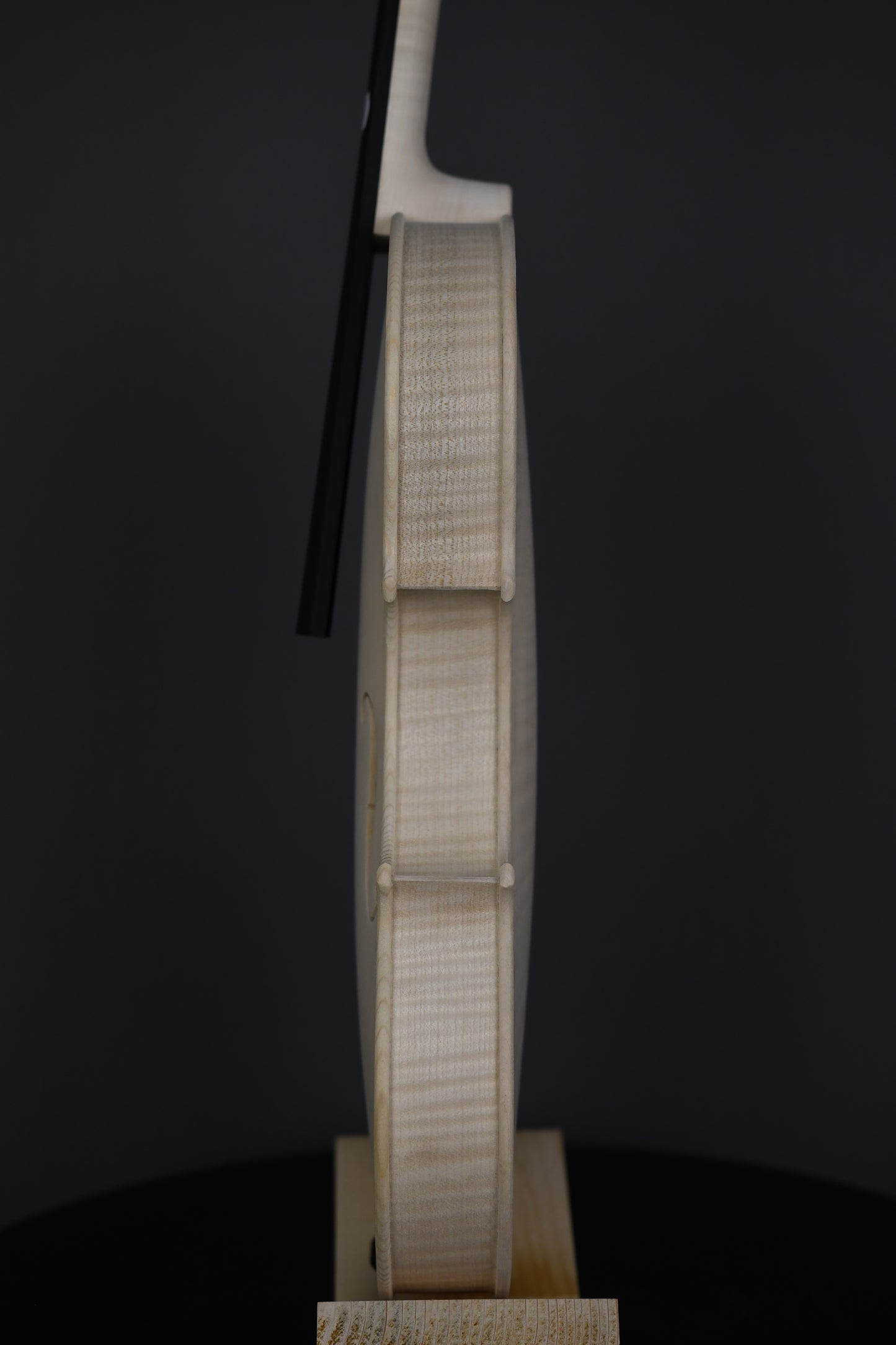 Vioară Nr. 5 - Instrument alb