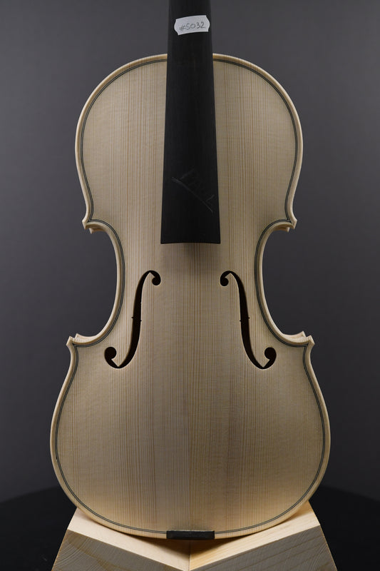 Vioară Nr. 32 - Instrument alb