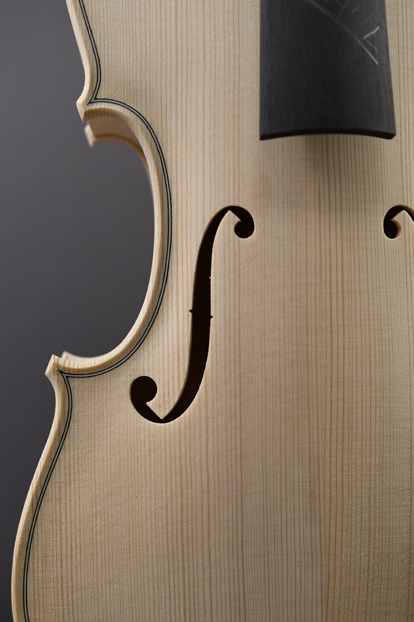 Vioară Nr. 32 - Instrument alb