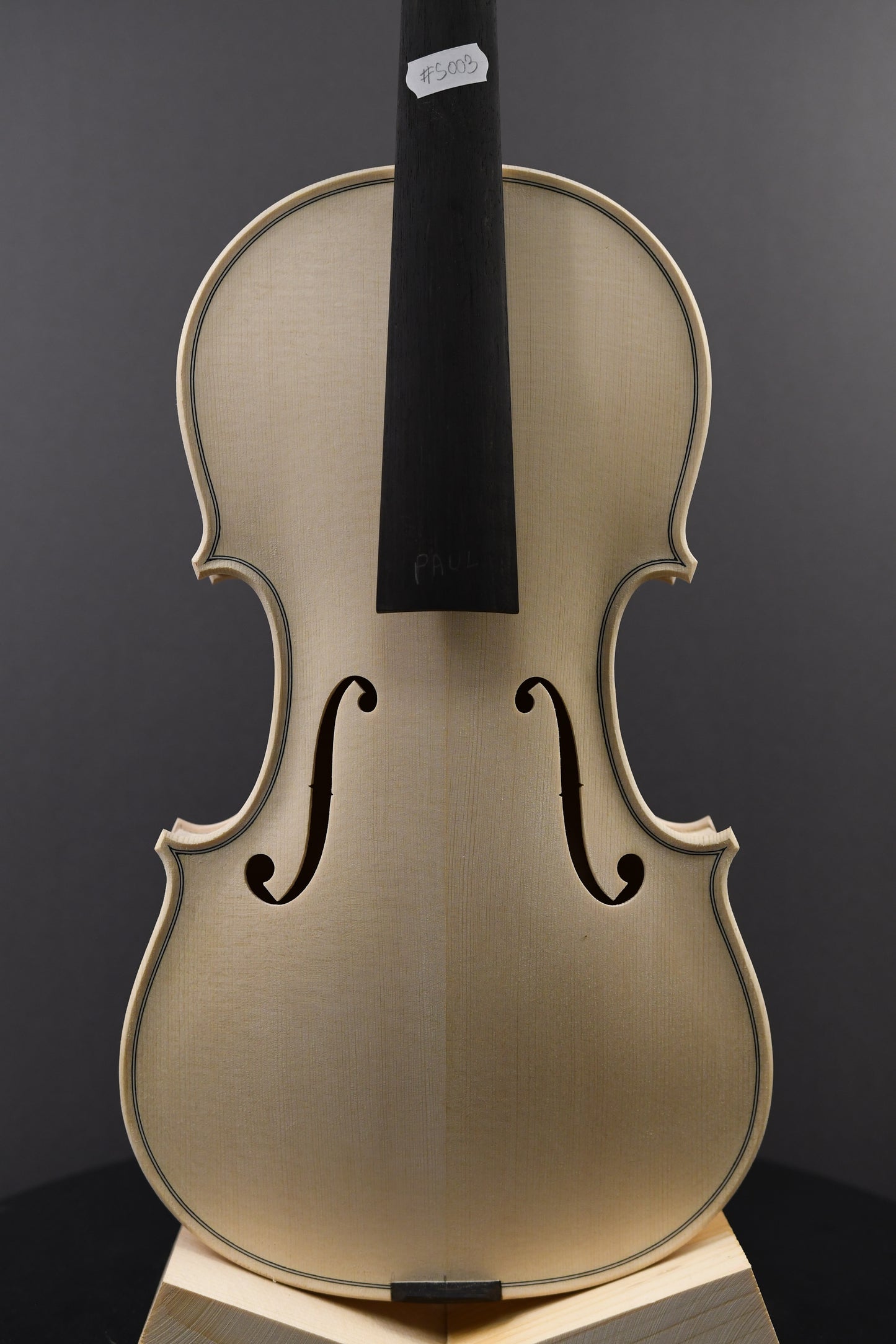 Vioară Nr. 3 - Instrument alb