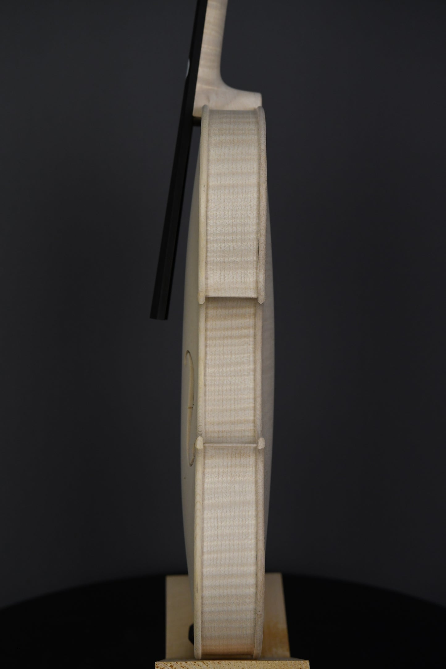 Vioară Nr. 3 - Instrument alb