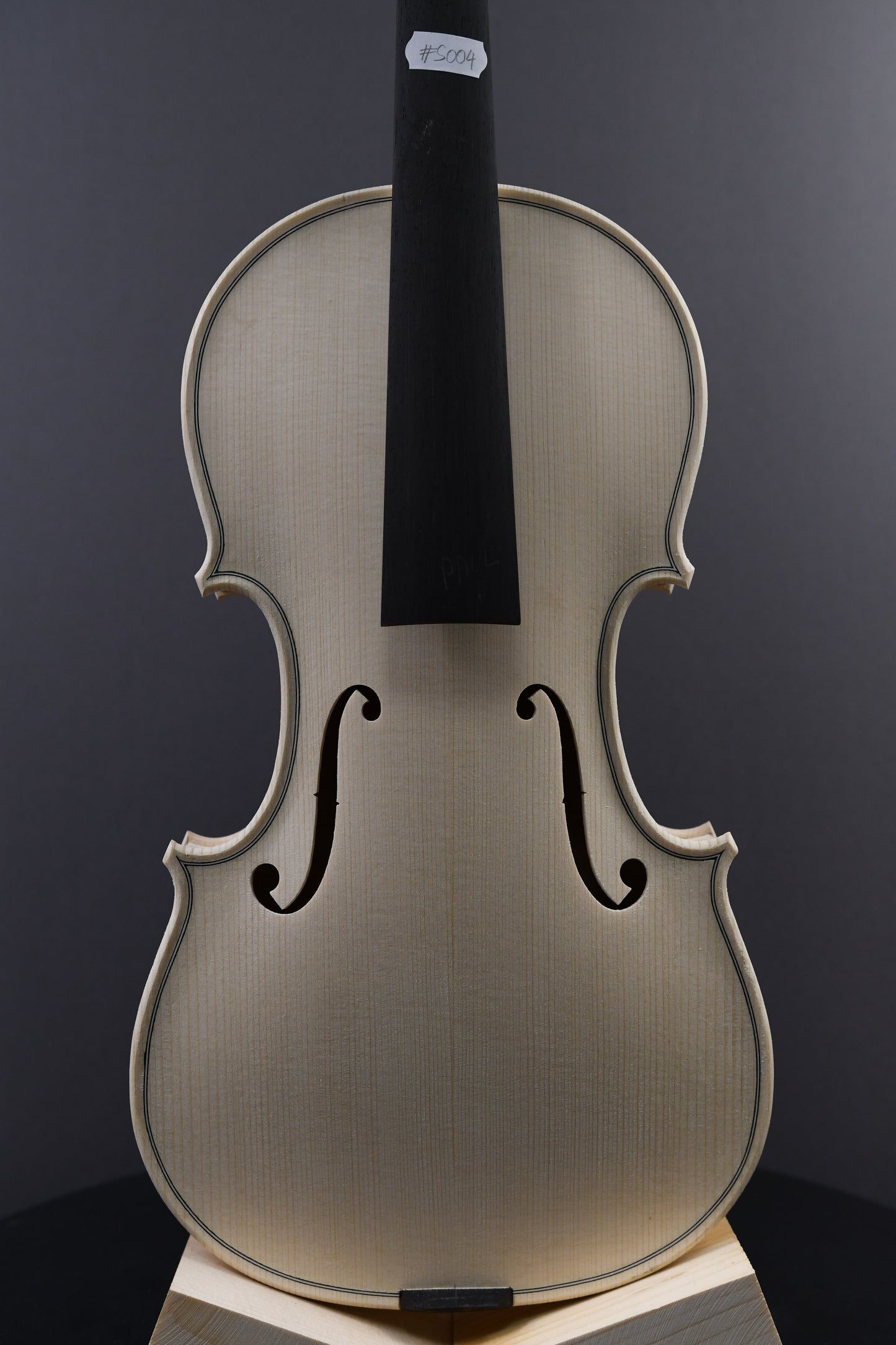 Vioară Nr. 4 - Instrument alb