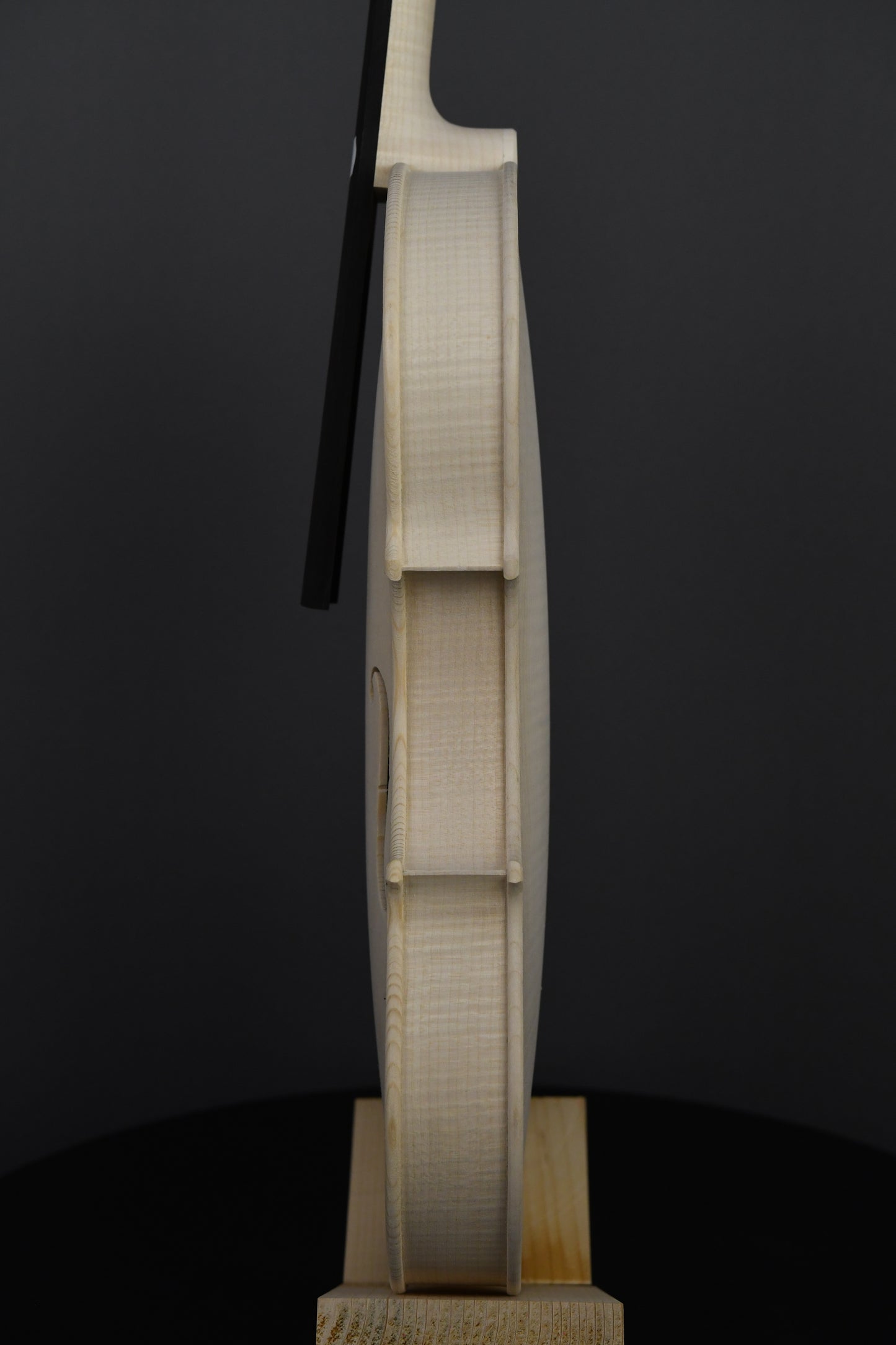 Vioară Nr. 134 - Instrument alb