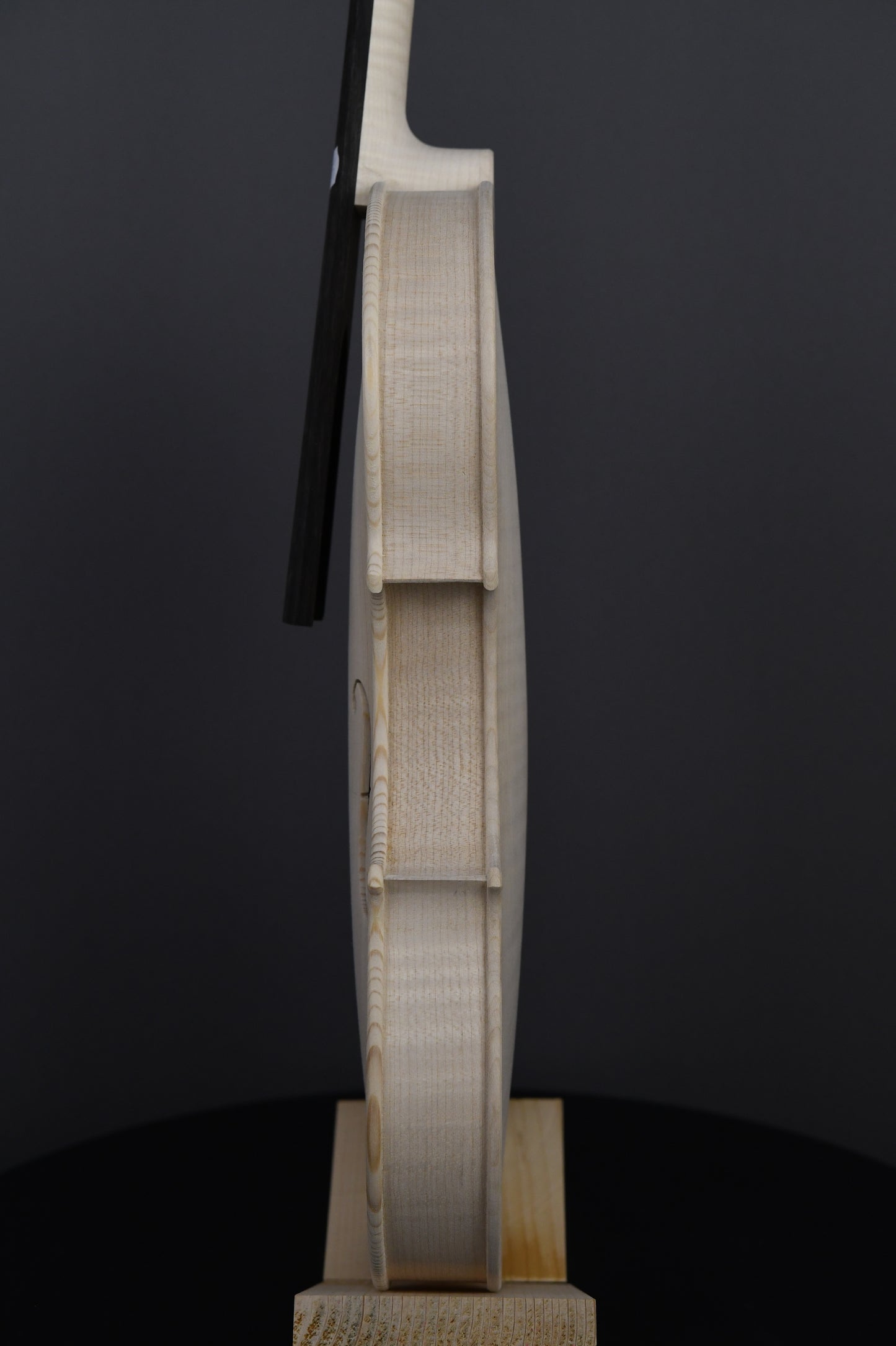Vioară Nr. 135 - Instrument alb