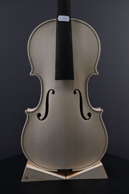 Vioară Nr. 20 - Instrument alb
