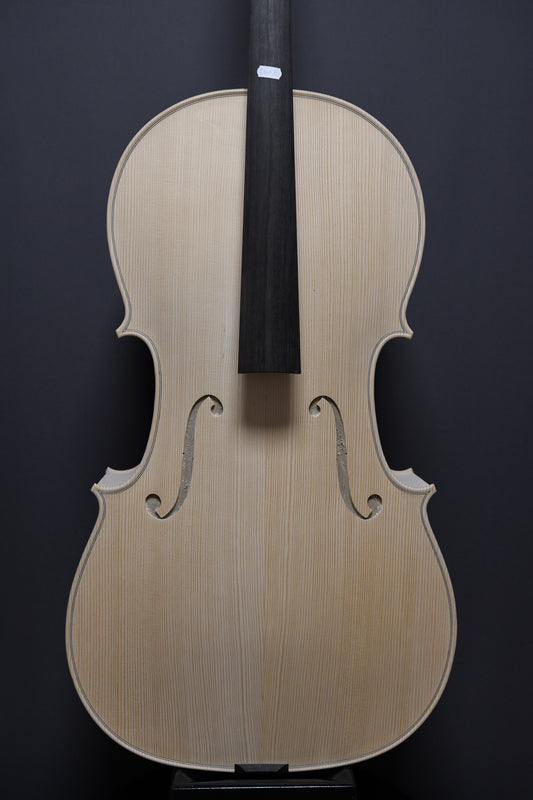 Violoncel Nr. 1 - Instrument alb