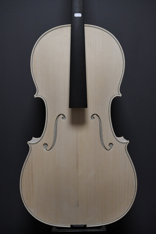 Violoncel Nr. 6 - Instrument alb