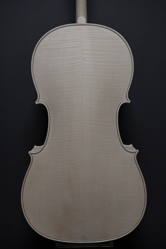 Violoncel Nr. 6 - Instrument alb