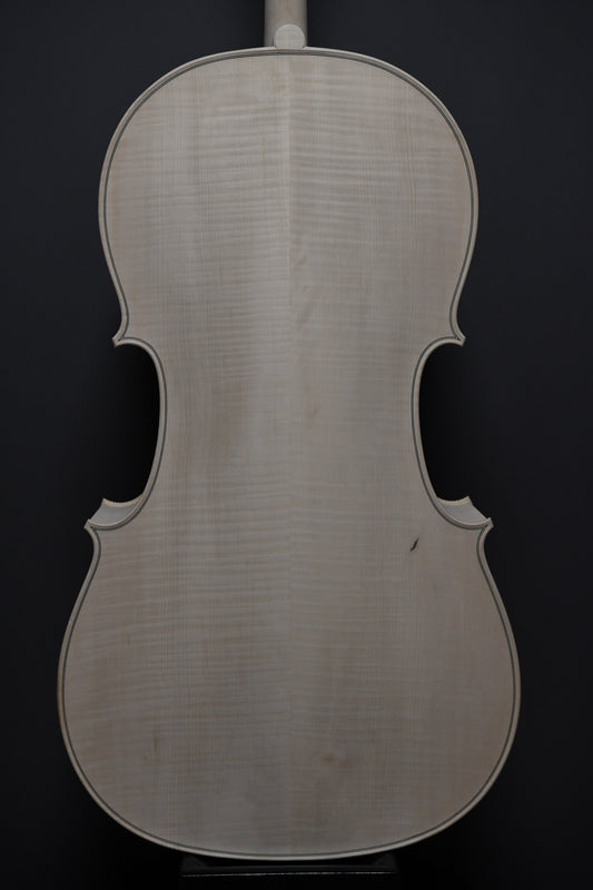 Violoncel Nr. 15 - Instrument alb