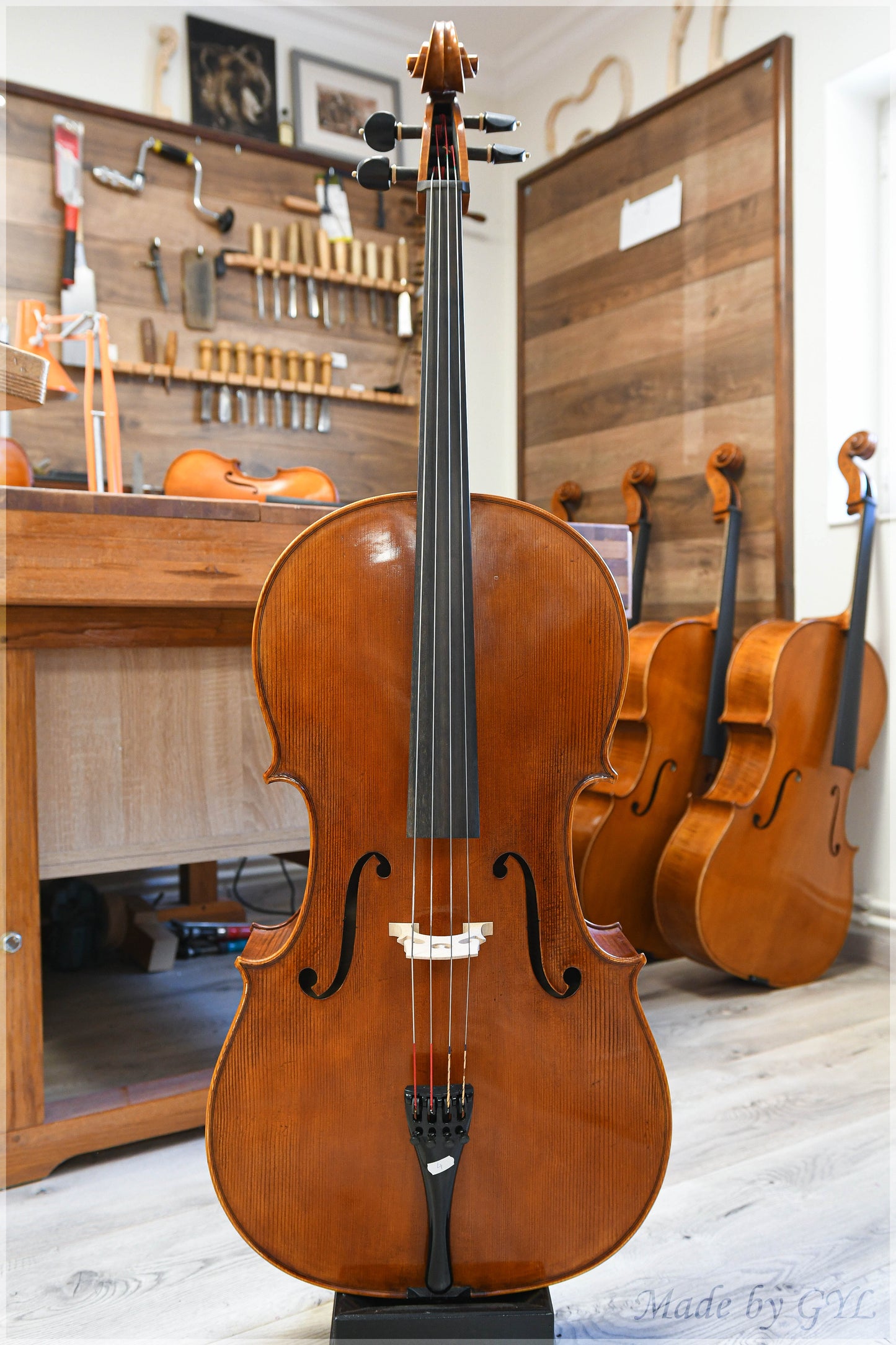 Violoncel Nr. 4 - Instrument complet