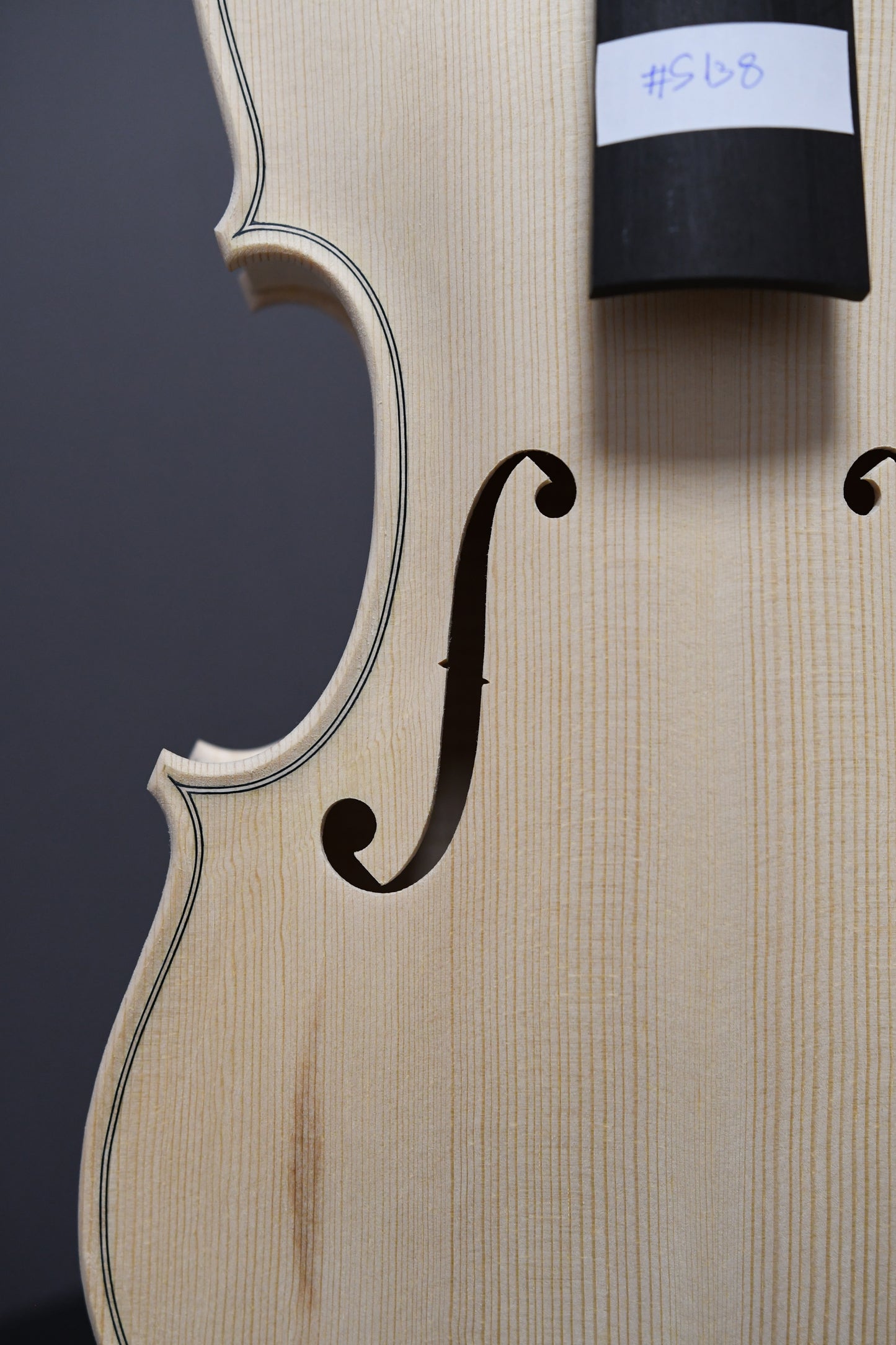 Vioară Nr. 138 - Instrument alb