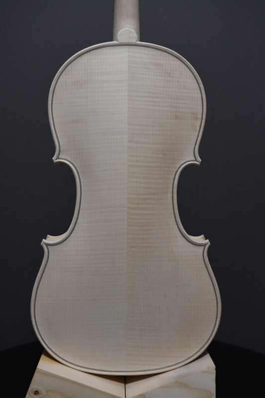 Vioară Nr. 138 - Instrument alb