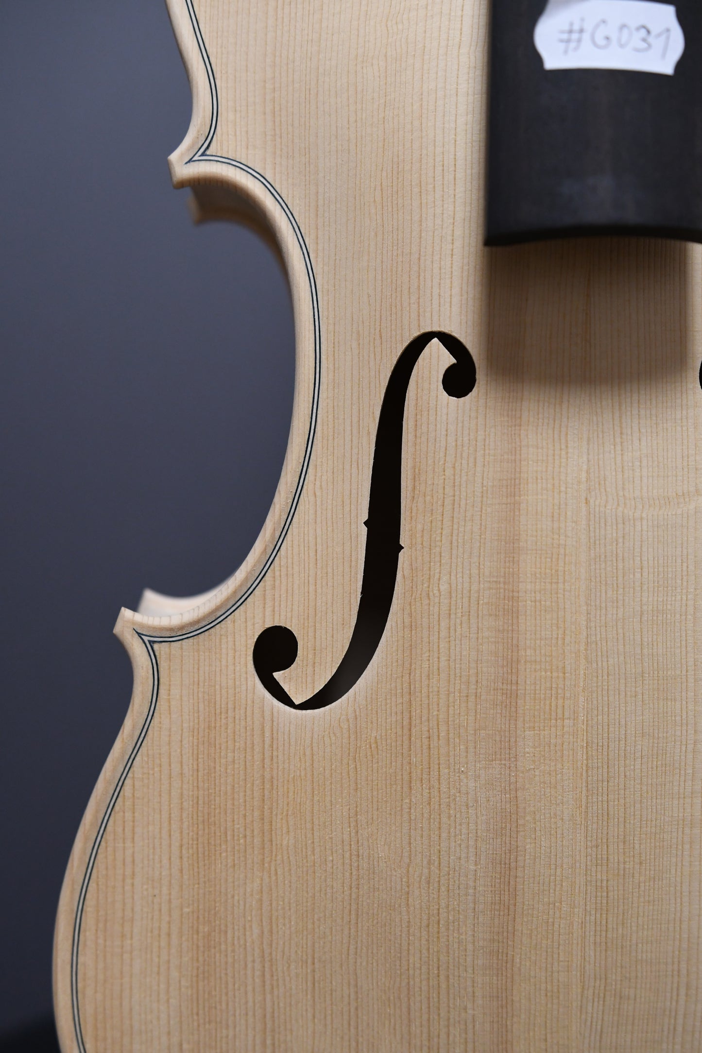 Vioară Nr. 31 - Instrument alb