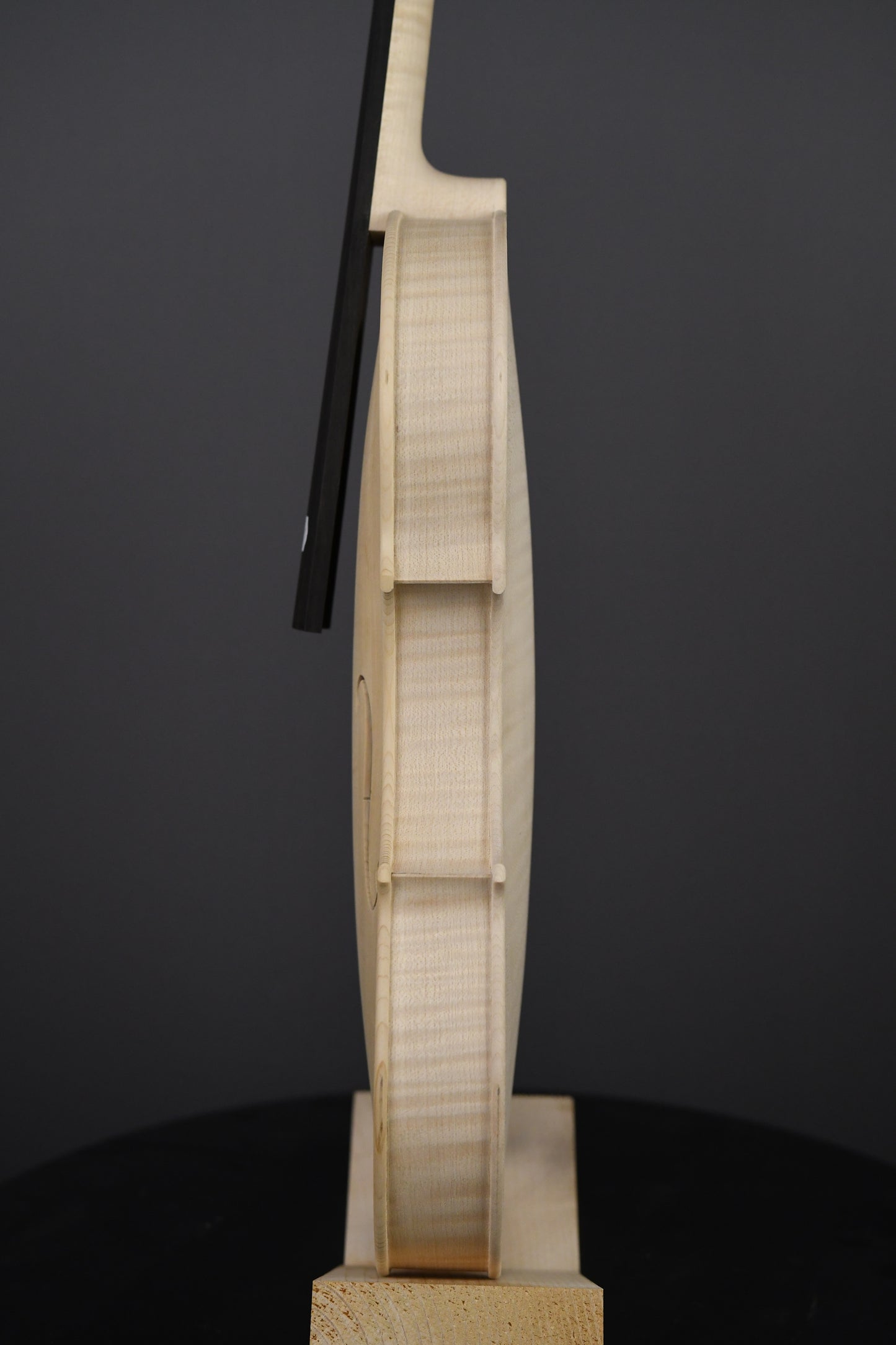 Vioară Nr. 31 - Instrument alb