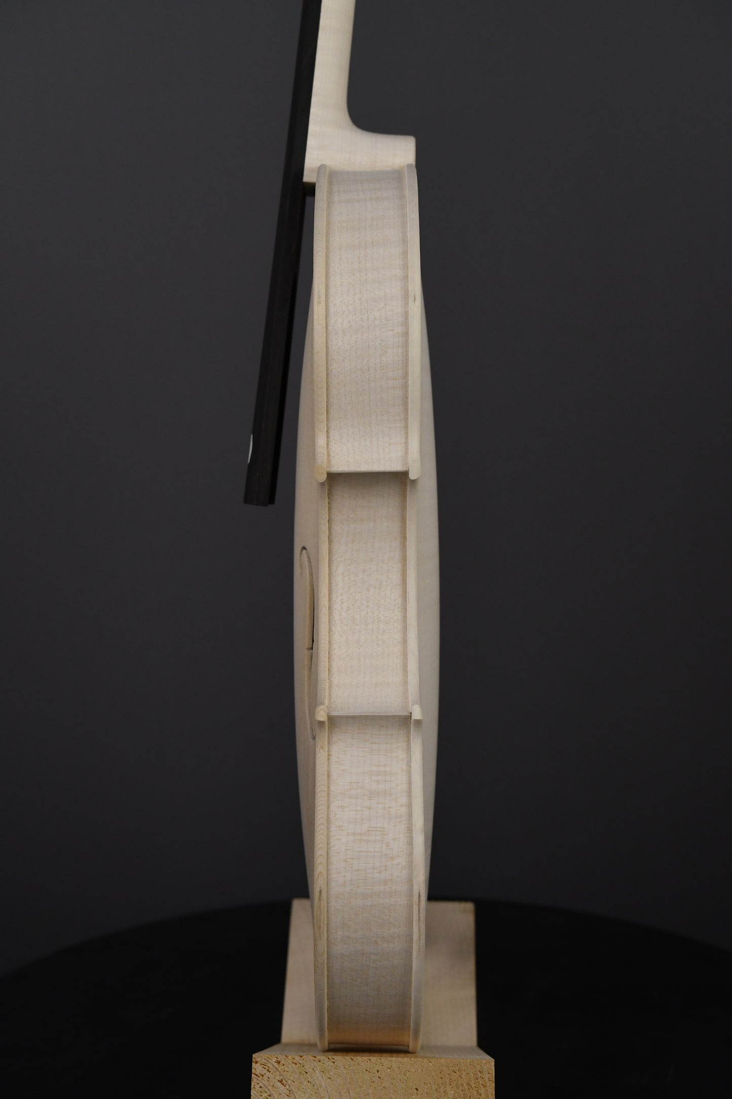 Vioară Nr. 33 - Instrument alb