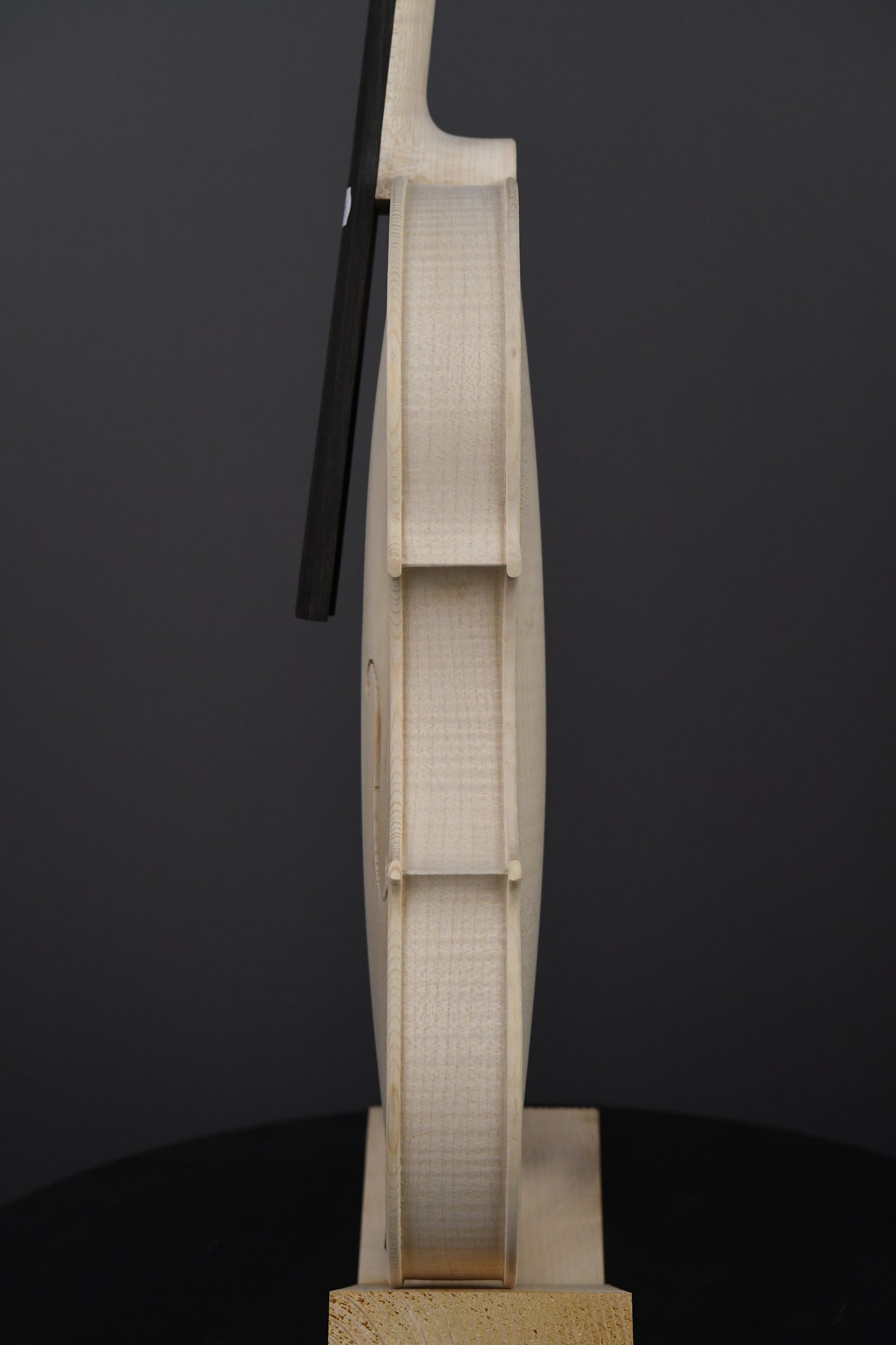 Vioară Nr. 8 - Instrument alb
