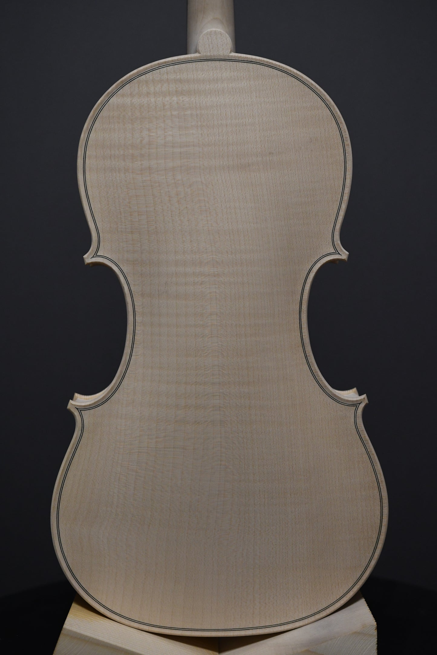Vioară Nr. 8 - Instrument alb