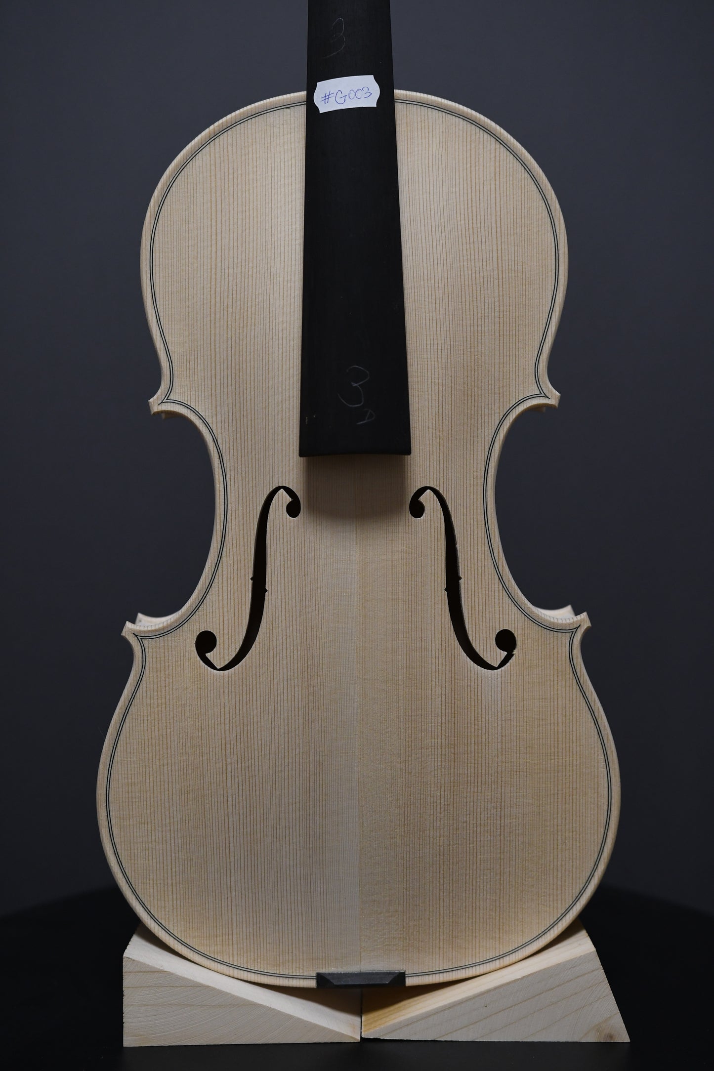 Vioară Nr. 3 - Instrument alb