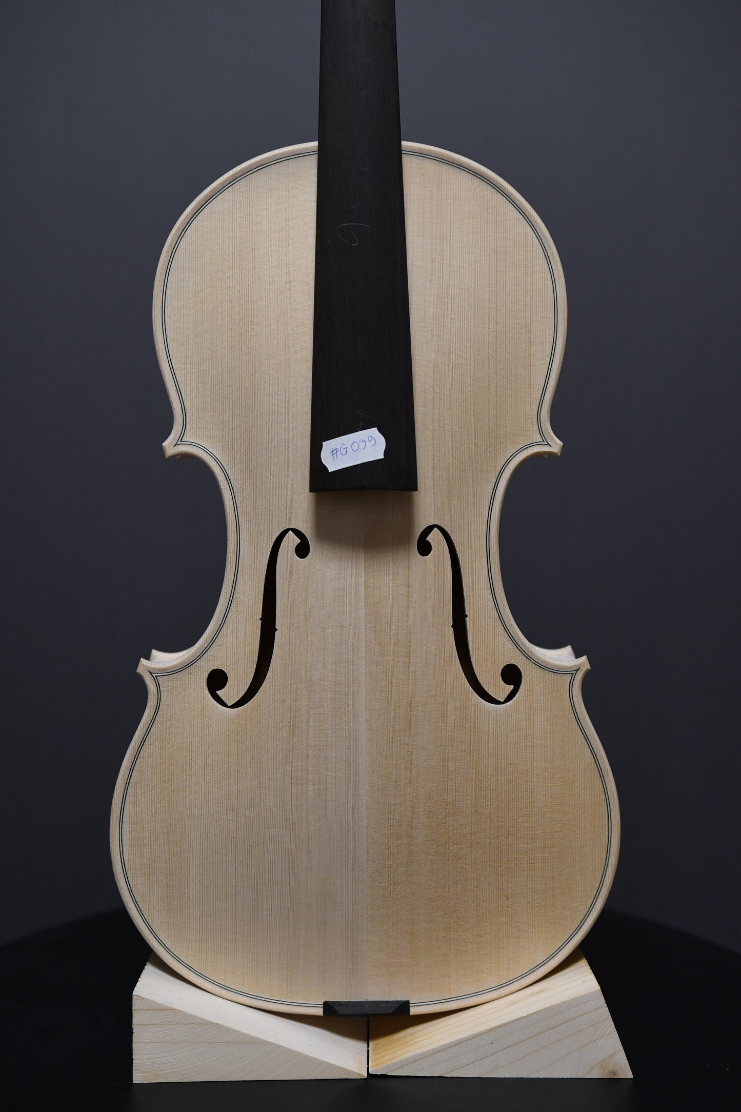 Vioară Nr. 39 - Instrument alb