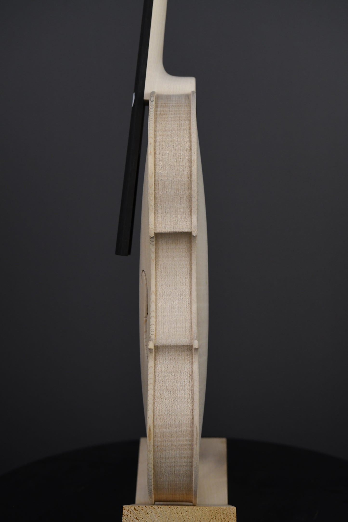 Vioară Nr. 2 - Instrument alb
